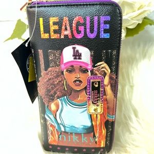 Women League NikkyLee Wallet Multicolors purple blue multi Zipper NWT